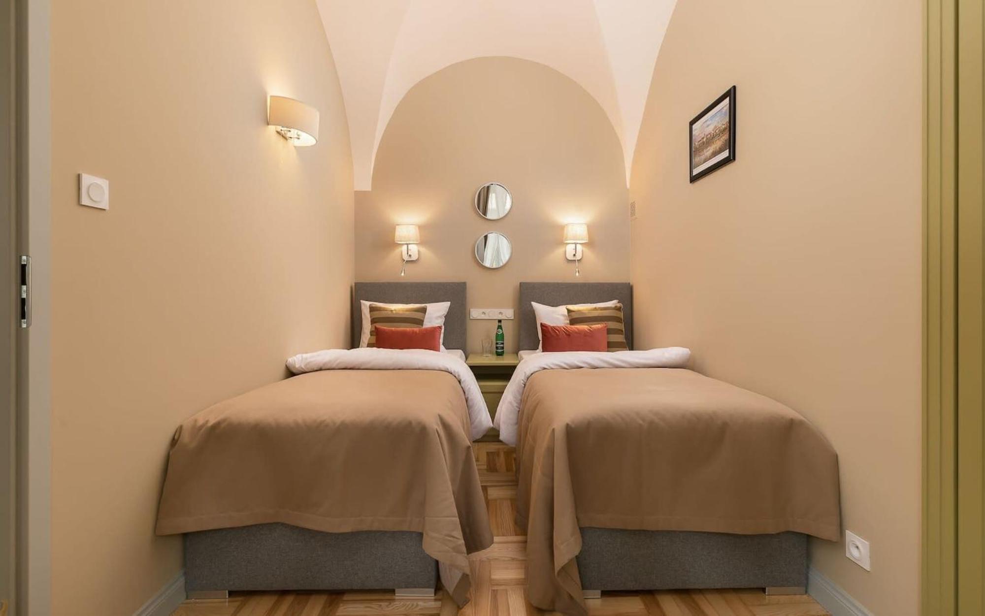 Rent Like Home - Krakowskie Przedmiescie 12 Varsovie Extérieur photo